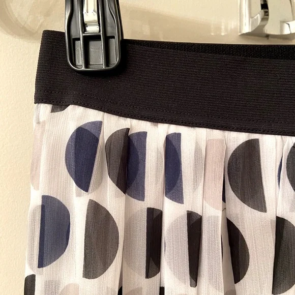 White House Black Market Skirt Size 12 - Picture 4 of 10